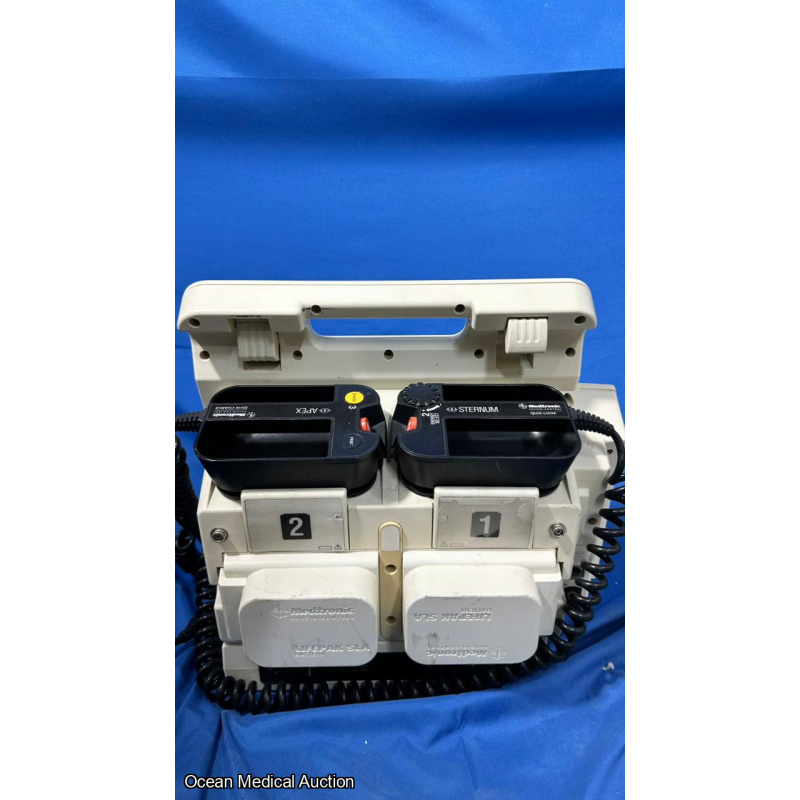 Lifepak 12 defibrillator