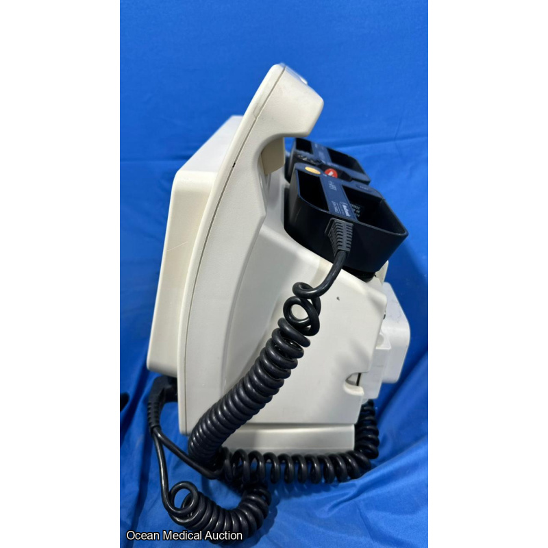 Lifepak 12 defibrillator