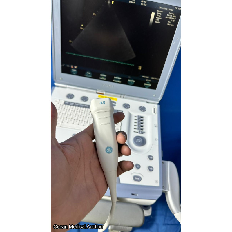 GE Vivid i Portable Ultrasound System (2007) with 3S-RS Cardiac Probe